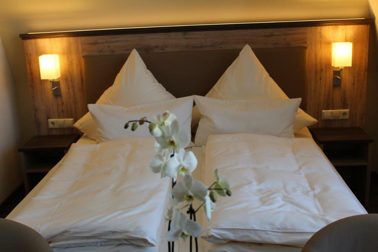 Hotel Ratskeller Schwarzenberg Schwarzenberg  Dış mekan fotoğraf