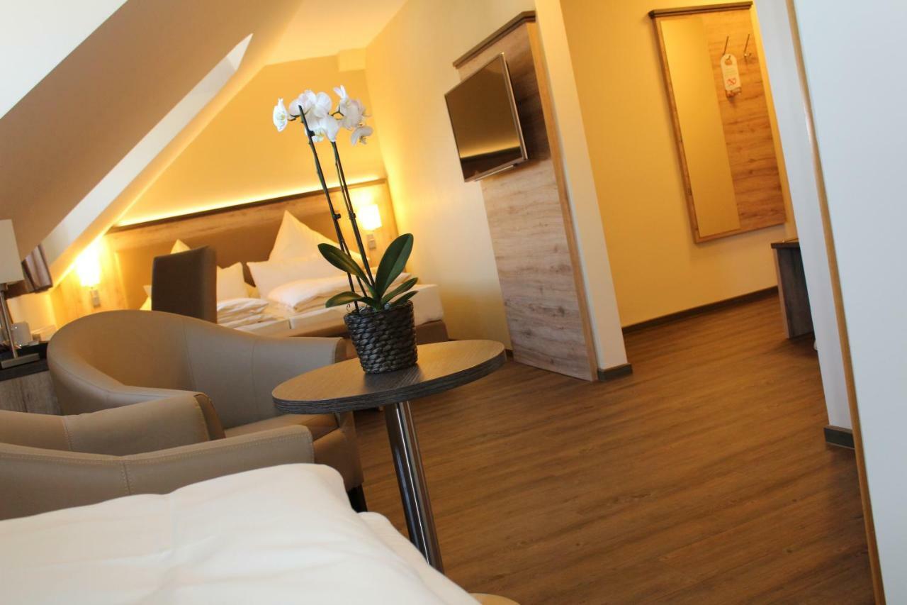 Hotel Ratskeller Schwarzenberg Schwarzenberg  Dış mekan fotoğraf